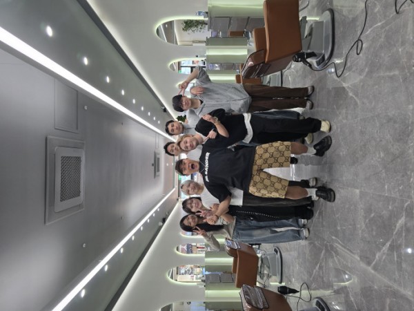 thumb-edb1f.jpg